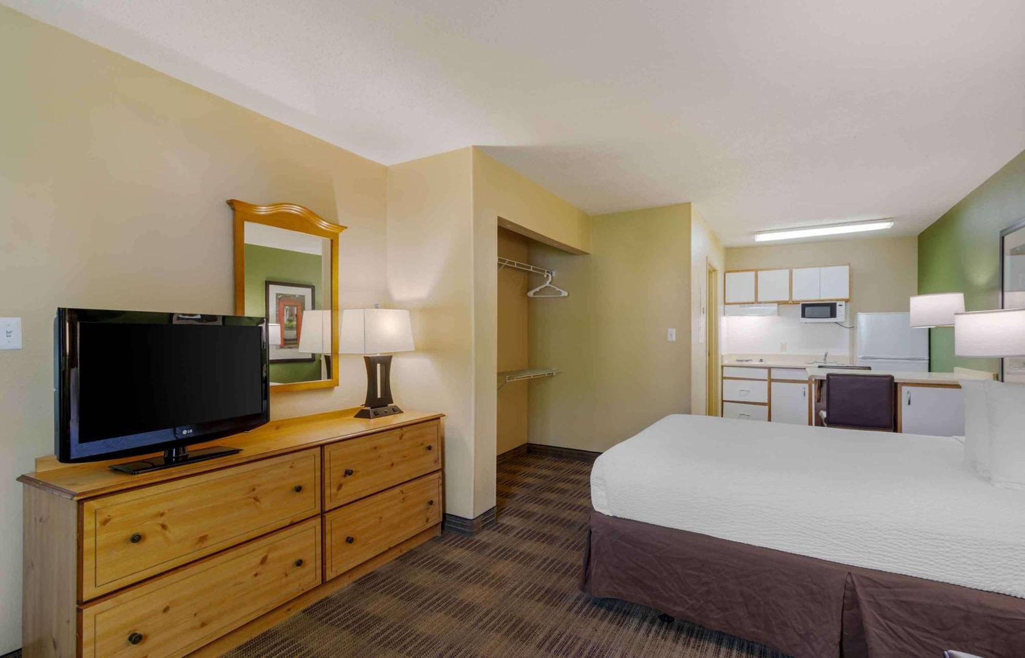 סמירנה Extended Stay America Select Suites - Atlanta - Cumberland Mall מראה חיצוני תמונה